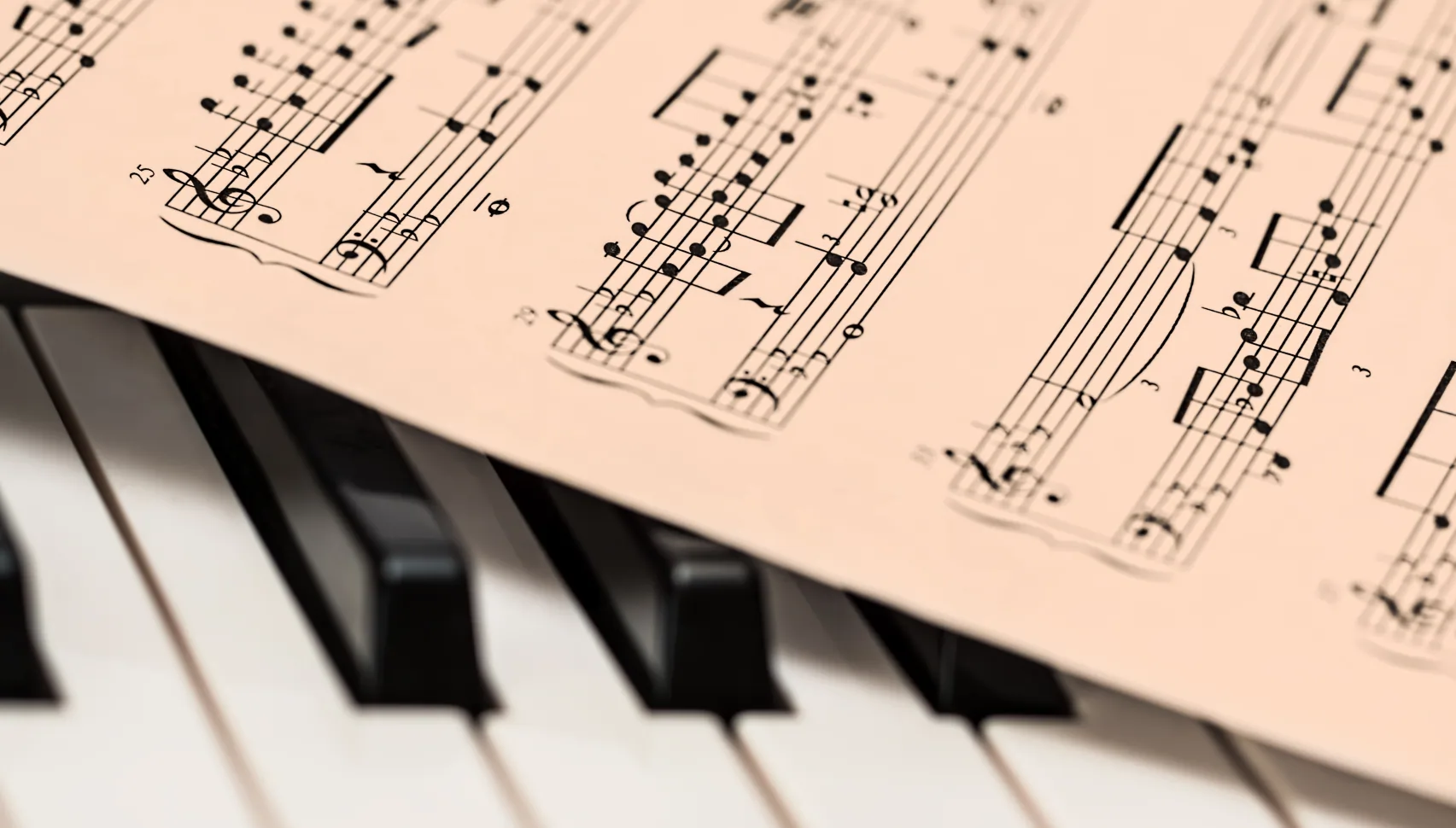 les keyboard gading serpong