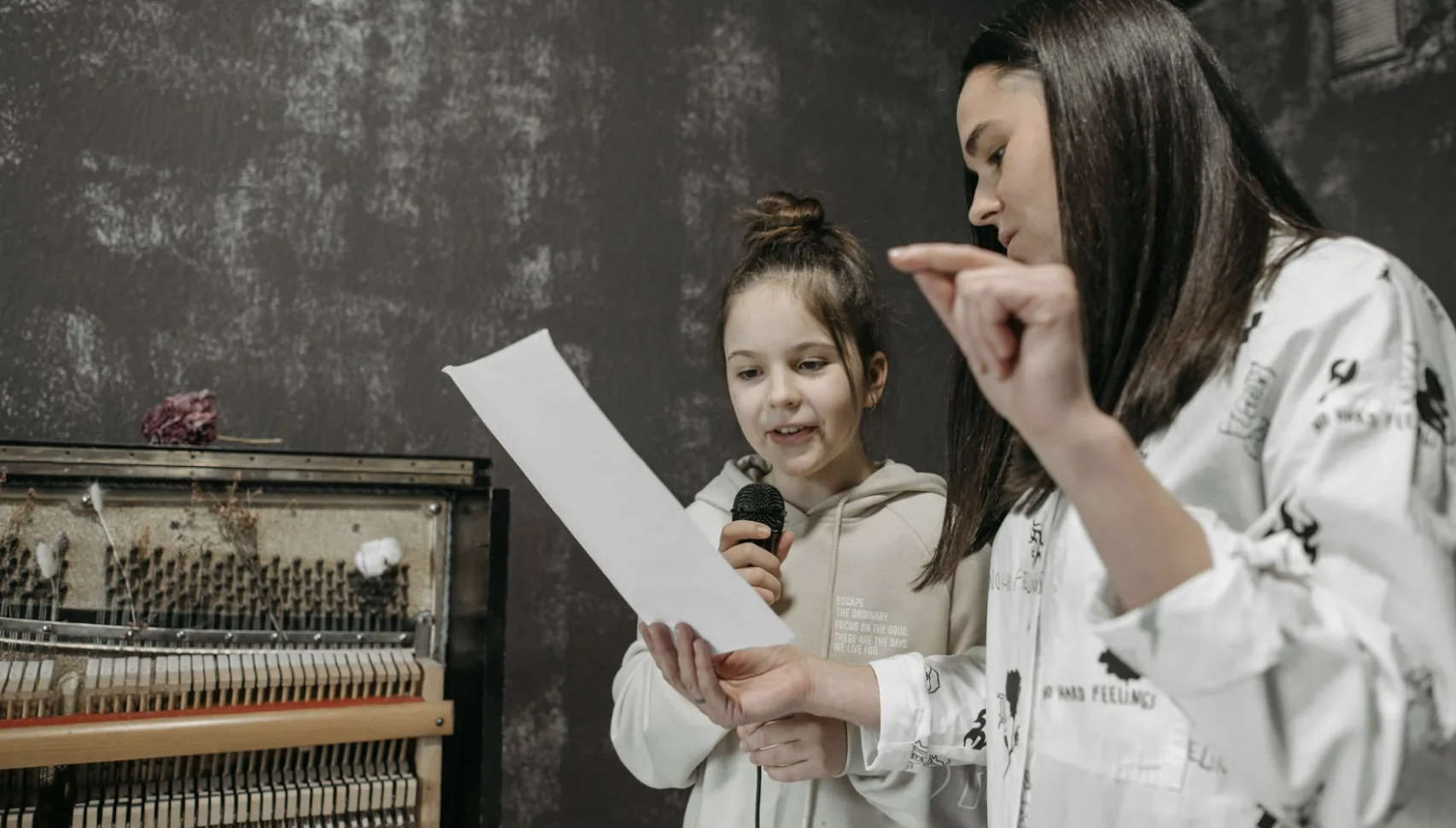 les vokal gading serpong