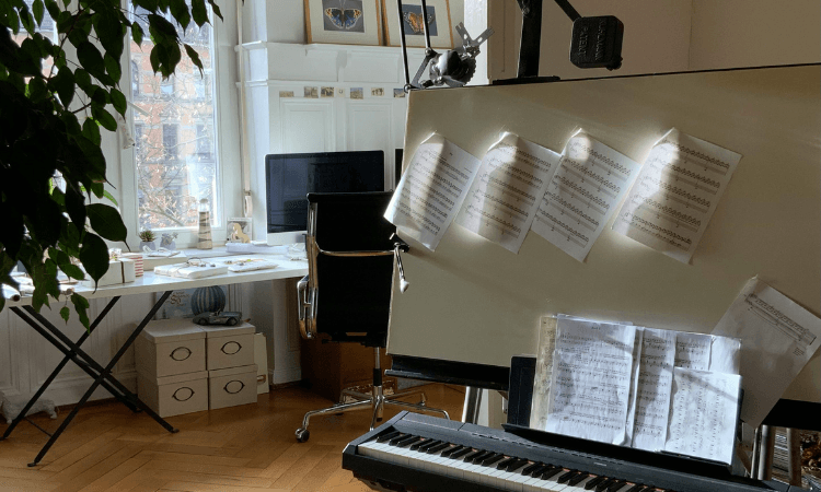 Membangun Studio Musik Apartemen: Tips Kedap Suara & Silent