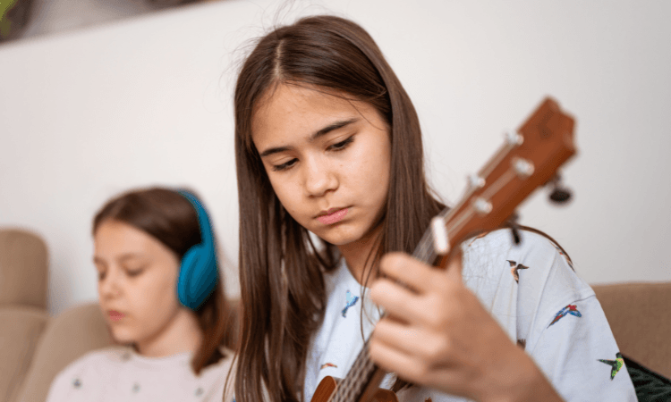 Manfaat Belajar Musik pada Remaja Symphonia Musik